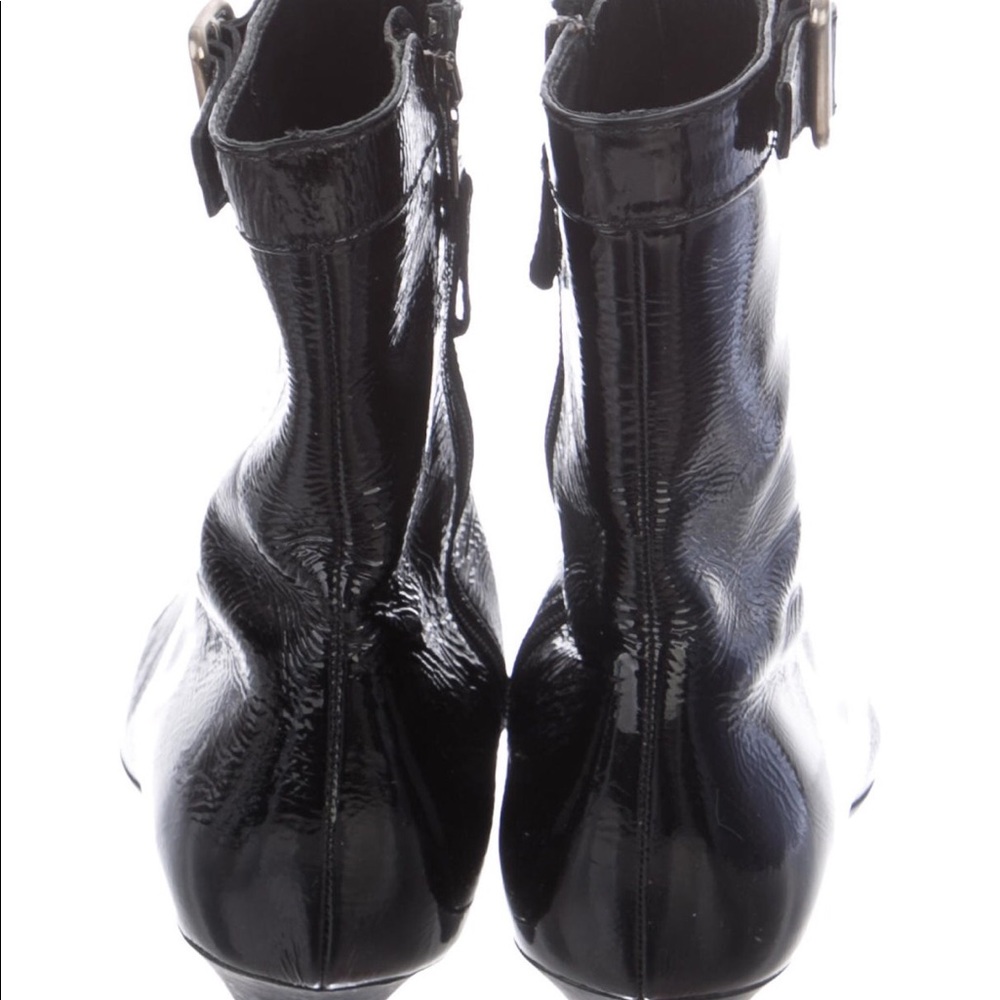Prada shoe - Picture 2 of 4